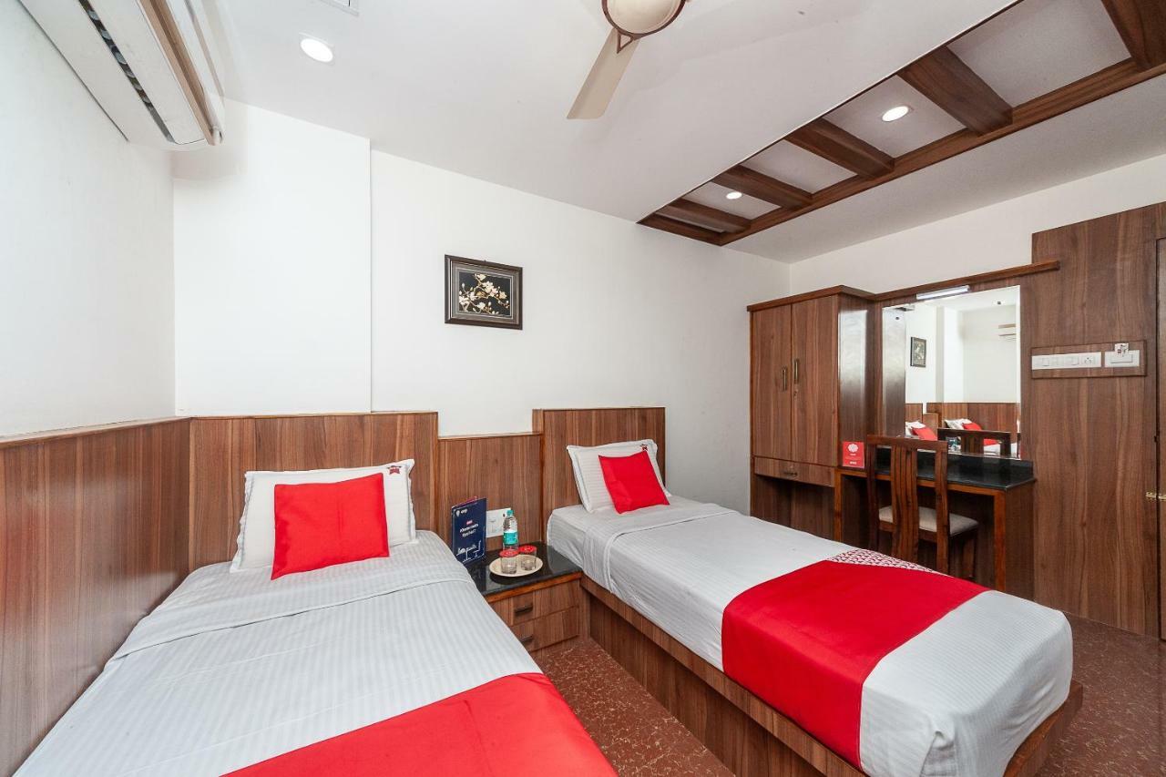 Oyo 29859 Rds Guest House Ambur Eksteriør billede